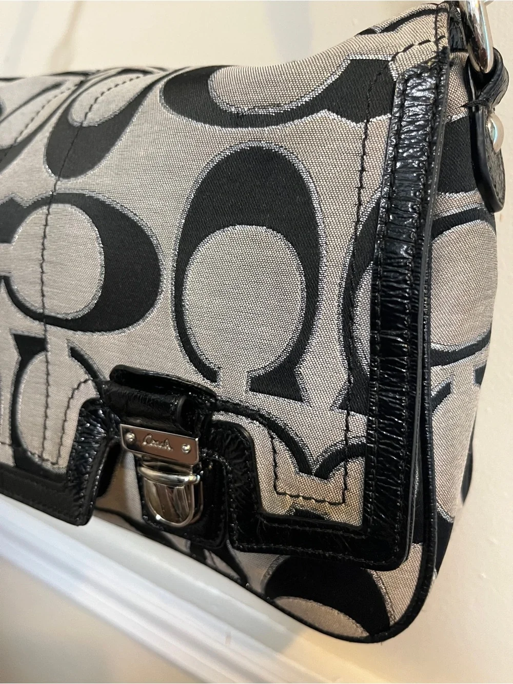 Vintage Y2K Coach Poppy Signature Pushlock Flap Bag (Style No. 18352)